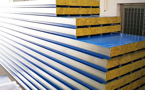 巖棉夾芯板耐高溫的極限是多少？