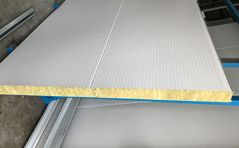 如何正確安裝巖棉夾芯板以確保保溫效果？