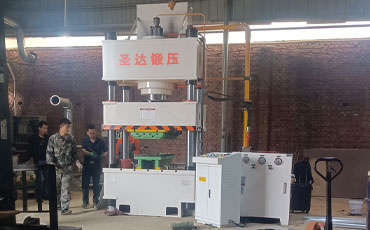 不銹鋼水箱加工設備有哪些？