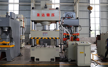 四柱液壓機價格因素有哪些？